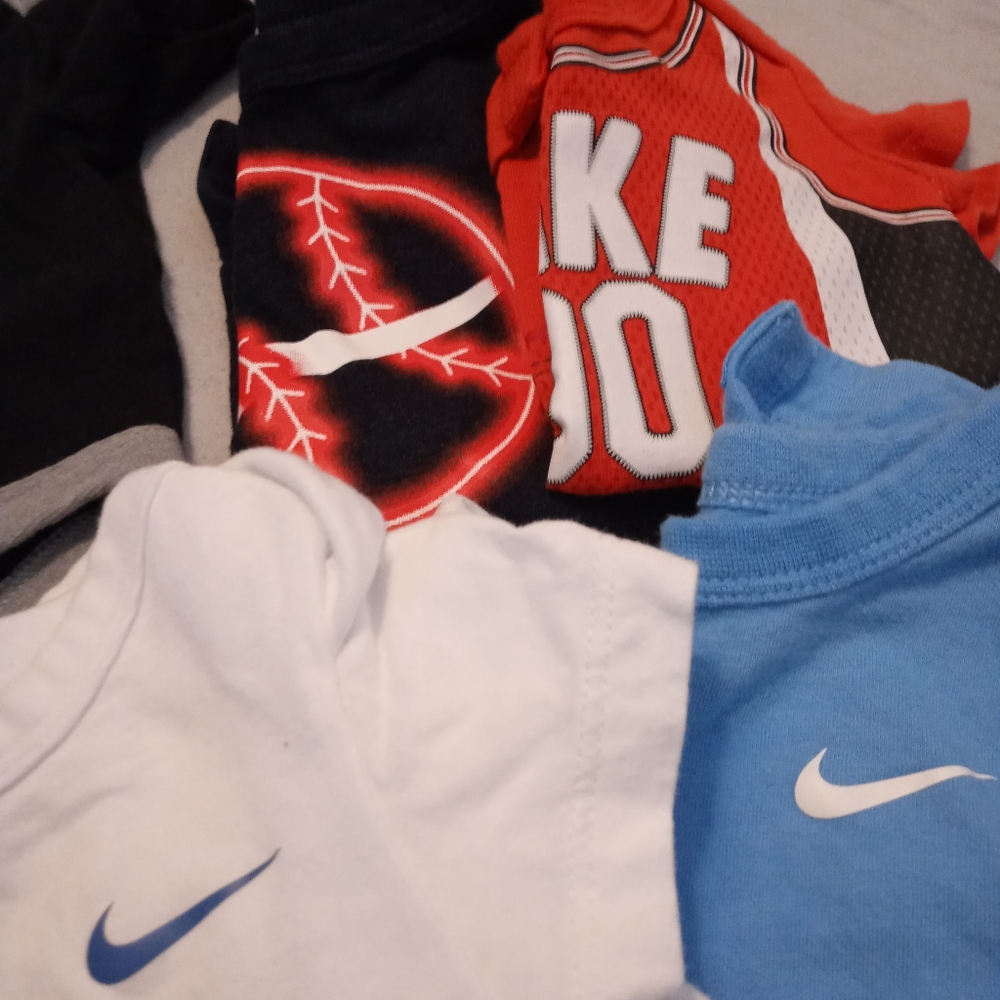 Nike Newborn Baby Boy Bundle - Picture 3 of 4